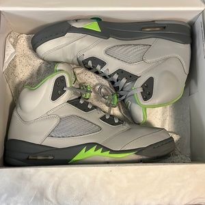 Jordan 5 Green beans worn 3 or 4 times size 11.5 great cond clean, ship w box